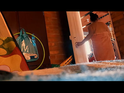 ❤️ Мой дядя следует за мной в душ, он трахает меня, пока я принимаю душ. ️❌ Качественный секс на xlxxporno.ru