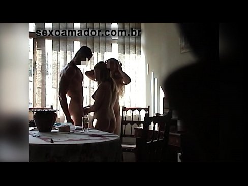 ❤️ Секс друзья приглашают гигантского мужика и втроем с ним ️❌ Качественный секс на xlxxporno.ru